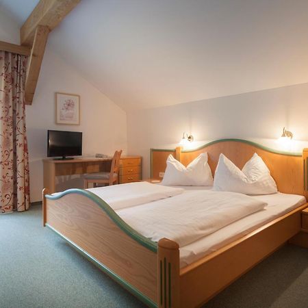 Alpenhotel Badmeister Flattach Habitación foto