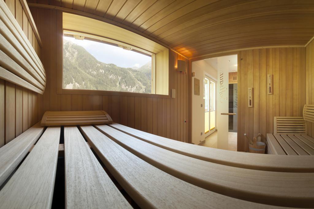 Alpenhotel Badmeister Flattach Exterior foto