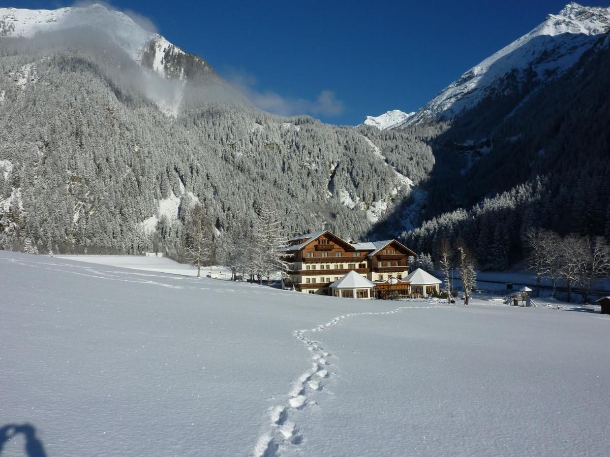 Alpenhotel Badmeister Flattach Exterior foto